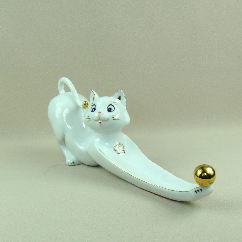 Cute Porcelain Kitty Model Jewellery Display Rack Decorative Ceramics Cat Sculpture Jewels Organizer Ornament Craft Accessories