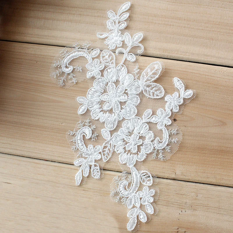 Embroidered Flower Lace Applique for DIY Sewing, Wedding Dress, Shoes, Veil, Off White, 4Pcs, 2Pairs