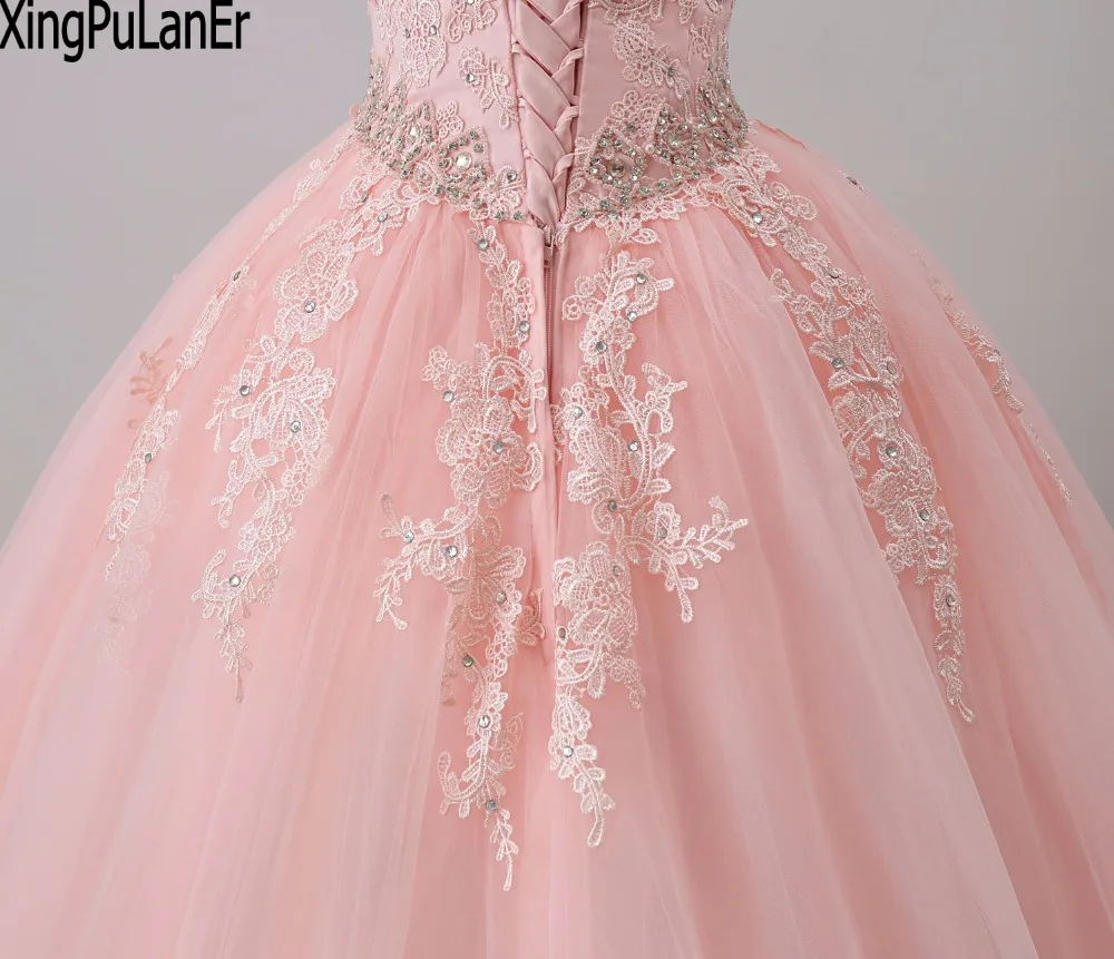 Organza koronka zroszony aplikacja suknia balowa koral kopciuszek Quinceanera suknie Customade słodkie 15 suknie Vestidos De Quinceanera