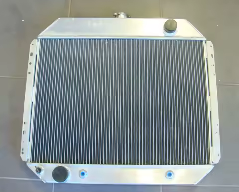 BRAND NEW 3 ROW 62MM Aluminum Radiator for FORD 1967-1981 F100 F250 F350 V8 68 69 70 71 72 73 74 75 76 77 78 79 80 new
