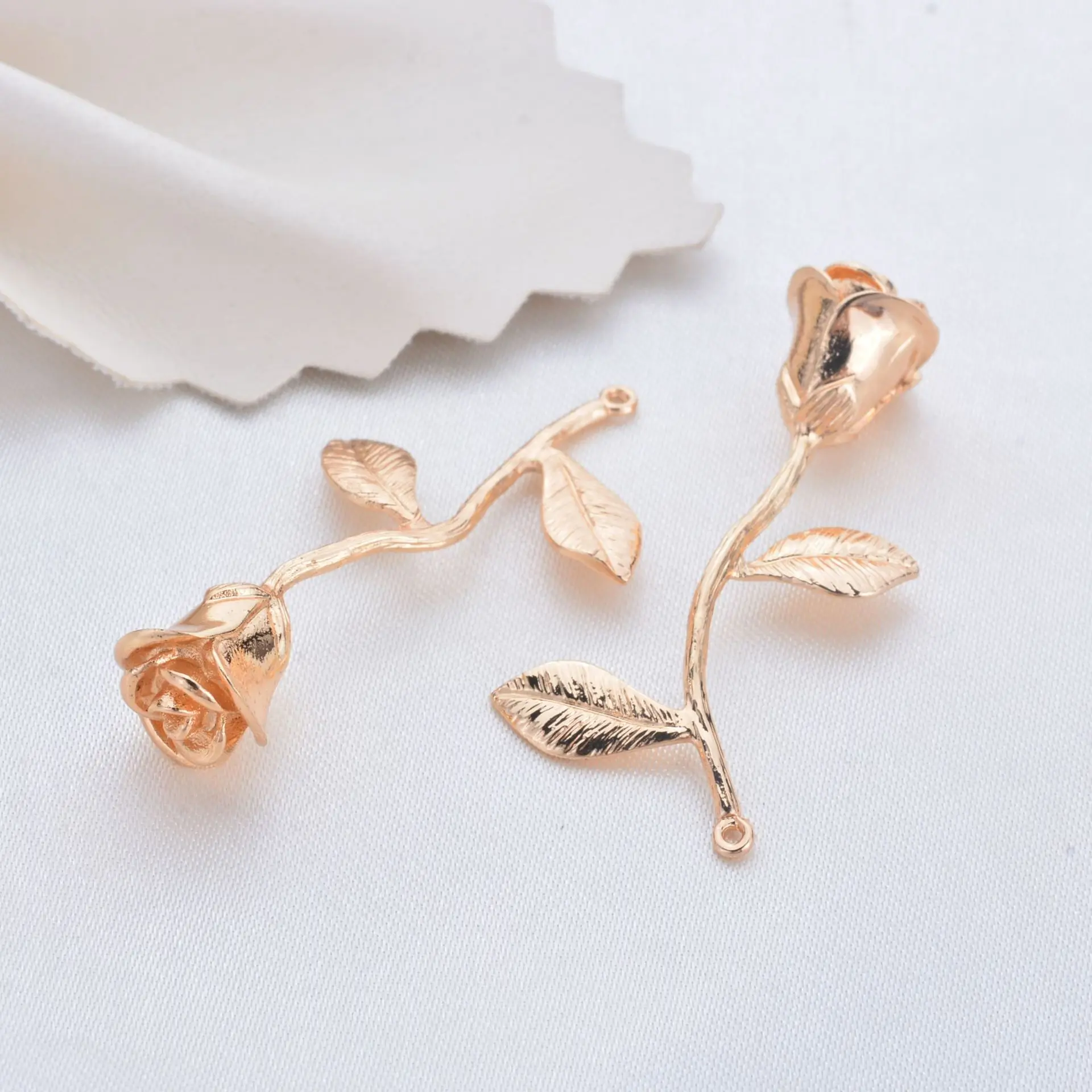 

20pcs Diy Charm manual accessories high-grade pendant accessories rose flower tag hair headwear