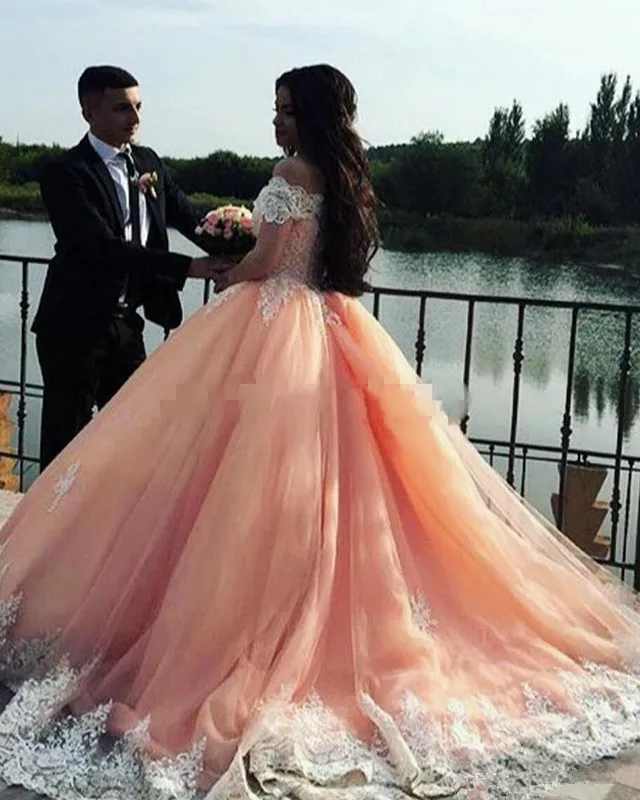 2019 pêssego quinceanera vestido de baile vestidos de renda branca applique fora do ombro trem doce plus size tule festa baile noite vestidos