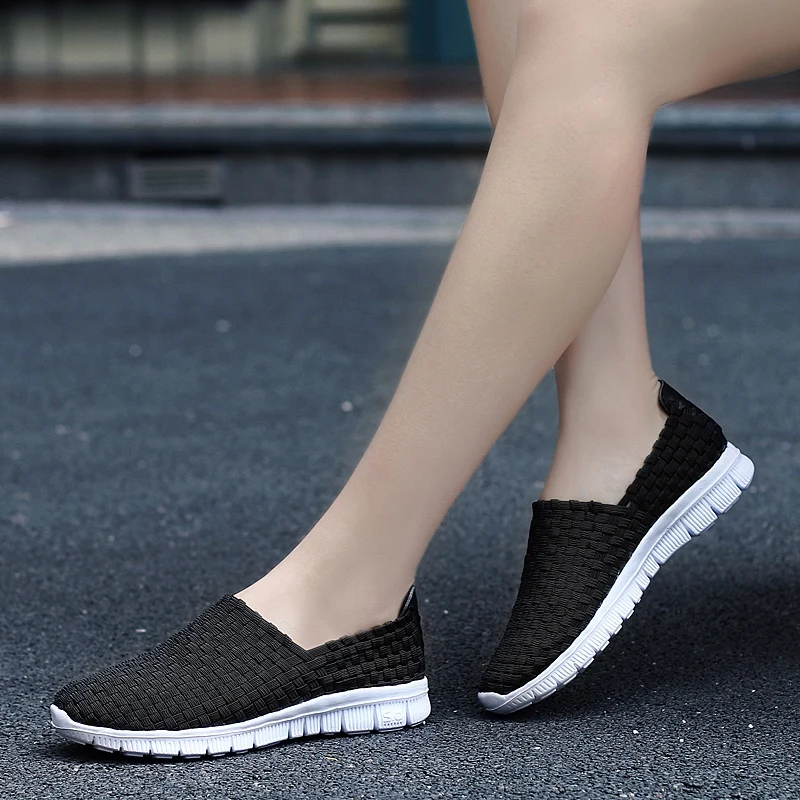 New Women Flats Autumn Casual Shoes Woman Sneakers Breathable Female Woven Shoes Slip On Ladies Loafers Handmade Sneakers Light