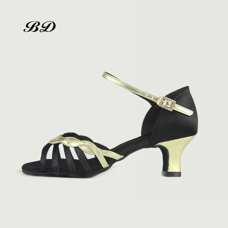 Scarpe da ballo di alta qualità scarpe da ballo da donna scarpe latine importate tacco in oro nero satinato 7.5CM fibbia a diamante suola indossabile BDSASAN 2329