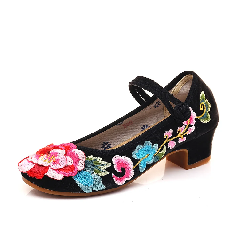 Veowalk 3D Floral Embroidered Women Flannel Cotton Block Heel Mary Jane Shoes Chinese Style Ladies Low Heel Cheongsam Pumps