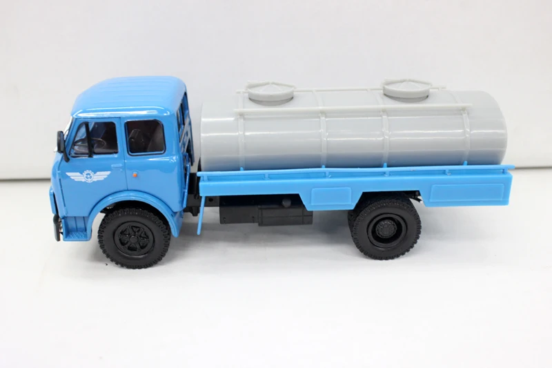 1:43 alloy car models, high simulation MAZ AC-8 Russia Kamaz tanker truck,metal castings,educational toy vehicles,free shipping