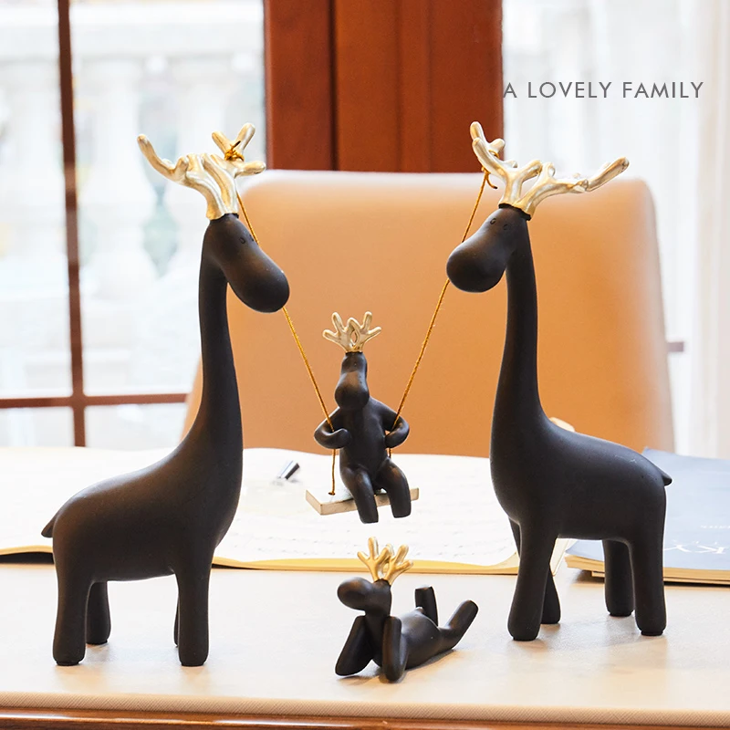 Europe Resin A family of four swing deer table home decoration crafts  Animals figurine halloween cabochon New house gifts