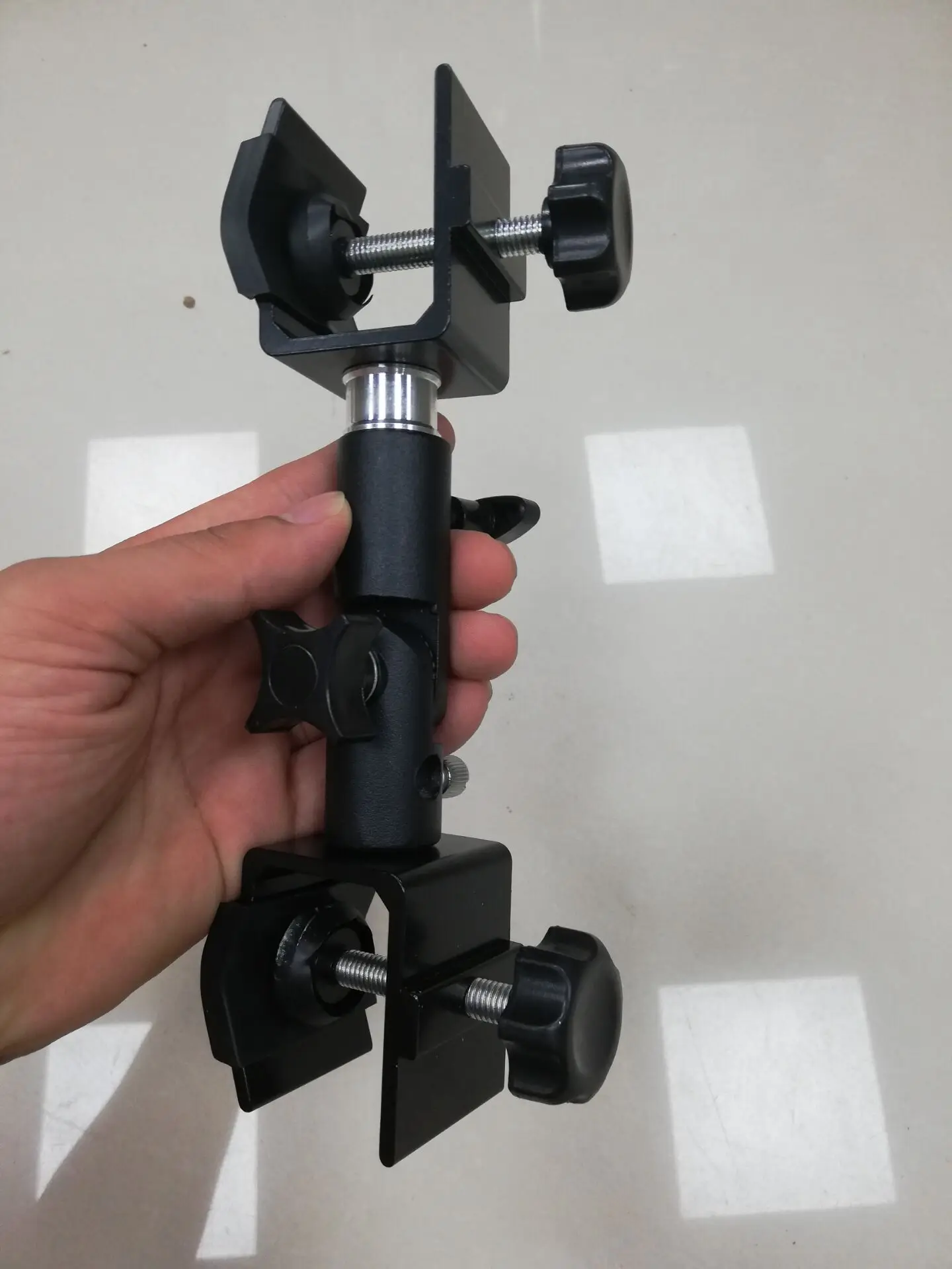 مظلة دعم المحمولة قوس كاميرا الاكسسوارات كليب عالية تحميل المعادن SLR التصوير مصباح ظلة حامل انفصال المشبك