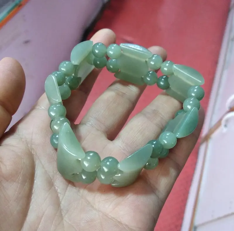 Exquisite Nature Green Jade Bracelet Amulet Handwark Carved Beads Bangle Nice