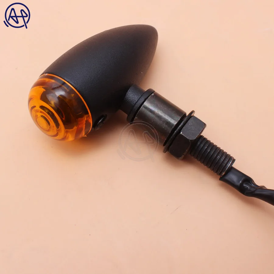 Motorcycle Black Metal Bullet Turn Amber Signals Indicator Light for Harley Honda Yamaha Suzuki Kawasaki Cruiser Chopper Cafe