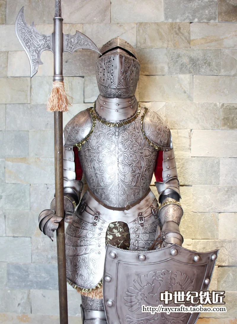 European Medieval Knight size armor knight with axe shield / Bar Cafe western restaurant decoration 2m