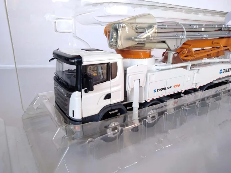 Alloy Model 1:38 Scale Sca-nia Truck Tractor Zoomlion 64X-6RZ Concrete Pump Truck DieCast Toy Model for Collection Decoration