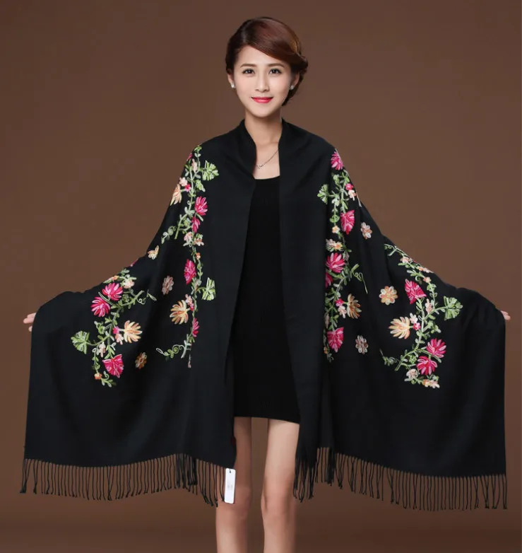 New Arrival Shawl Women Embroider Flower Wrap Shawl Cashmere Scarf Winter Warm Fine Tassels Scarf Shawl Fashion Shawl Scarves