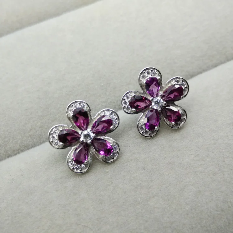 Multicolored Earrings natural magnesium Garnet  Earrings small flower 925 silver exquisite fashion one generation