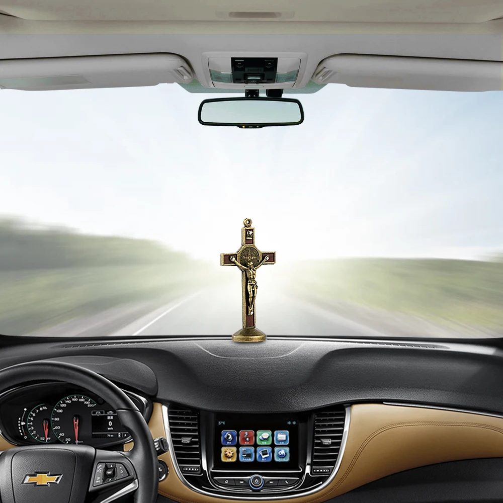 Fashion Car Ornament Metal Wood Jesus Cross Crucifix Auto Interior Dashboard Decoration Christian Jesus Ornaments Accessories