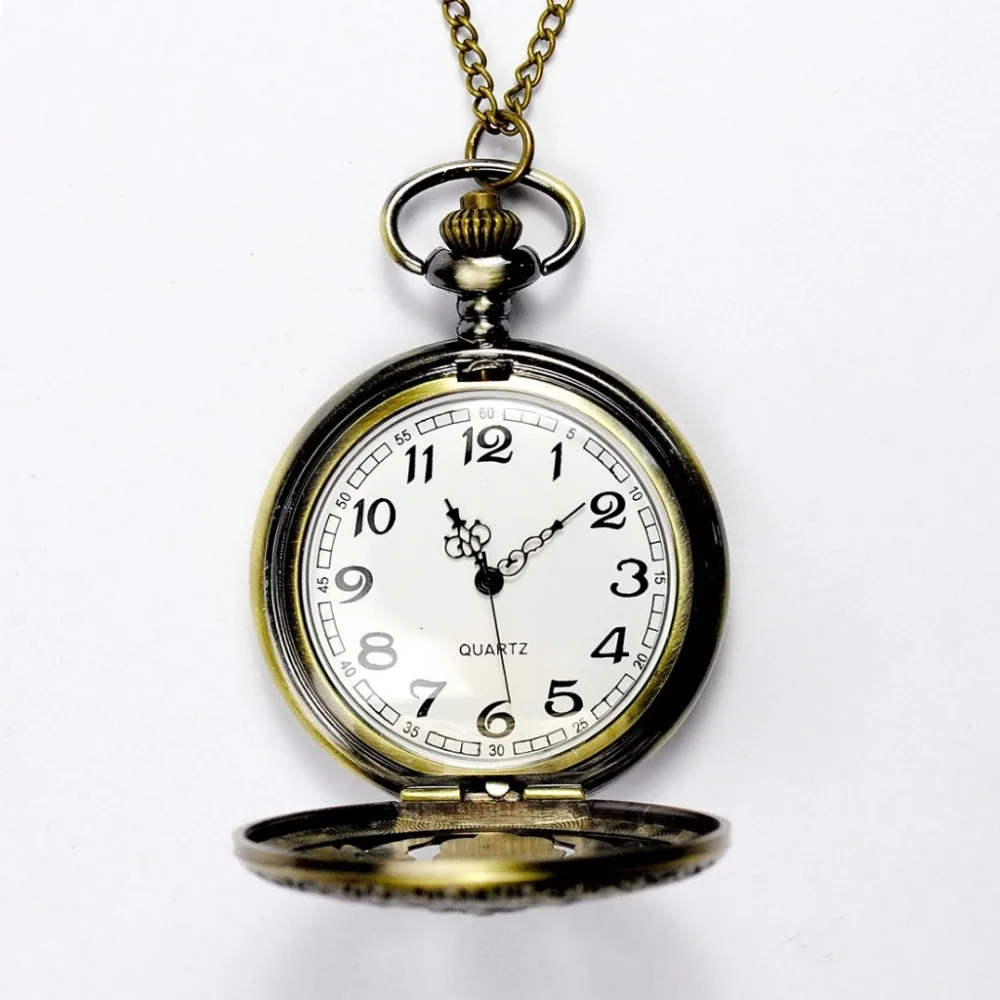 8057  Butterfly Skeleton  Bronze Petal Retro Quartz Stone Pocket Watch Fashion Popular Women's Gift