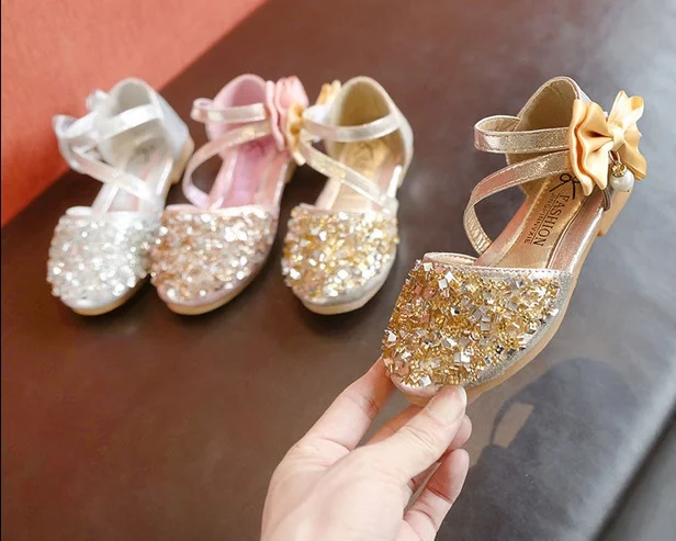 SLYXSH 2019 Children Princess Glitter Sandals Kids Girls Soft Shoes Square Low-heeled Dress Party Shoes Pink /Silver/Gold