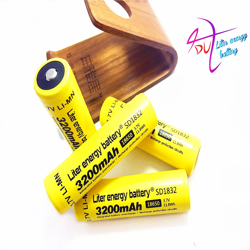 2PCS 100% New Original NCR18650B 3.7 v 3200 mah 18650 Lithium Rechargeable Battery  Flashlight batteries