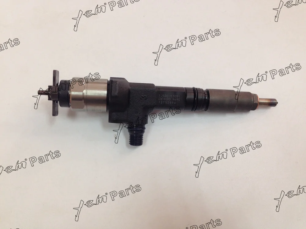 For Kubota engine parts  V3800 V3800-CR-TI Fuel injector  1J500-53050 1J500-53051