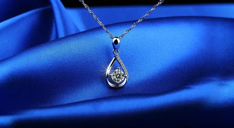 Shiny Cubic Zirconia Water-drop Pendant Necklace Women Jewelry Fashion Silver 925 Necklace For Lady Choker Accessories 