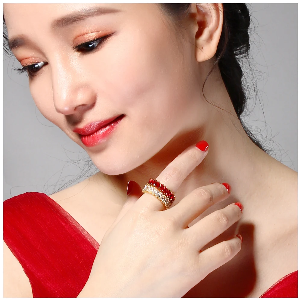 DreamCarnival 1989 Women Stackable Finger Rings Red Green White Sparkling CZ Crystals Gold Color Engagement Bijuox anillos mujer