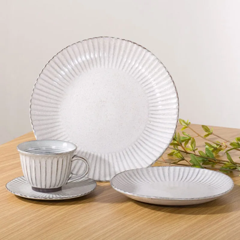 Bols en céramique sous glaçure assiette en porcelaine de haute qualité couverts rétro de style japonais 9 pouces 5 pouces assiettes tasse soucoupe bol à riz