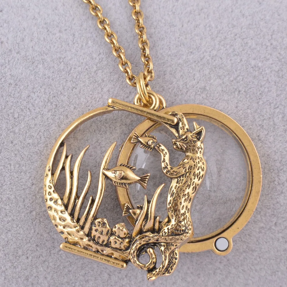 Ocean fish Animal style magnifier glass pendant  necklace antique gold color jewelry with magnet closes and opens