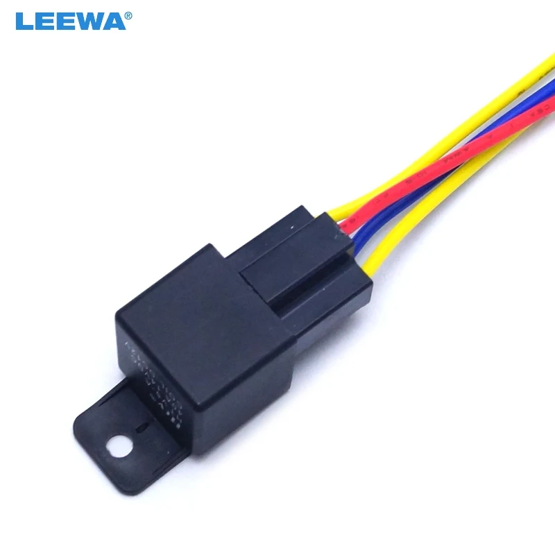 

LEEWA 1pc Car Automotive -pin 12VDC 40/30A Constant-Closed Relay Controller With Wire Harness Adapter #CA3883