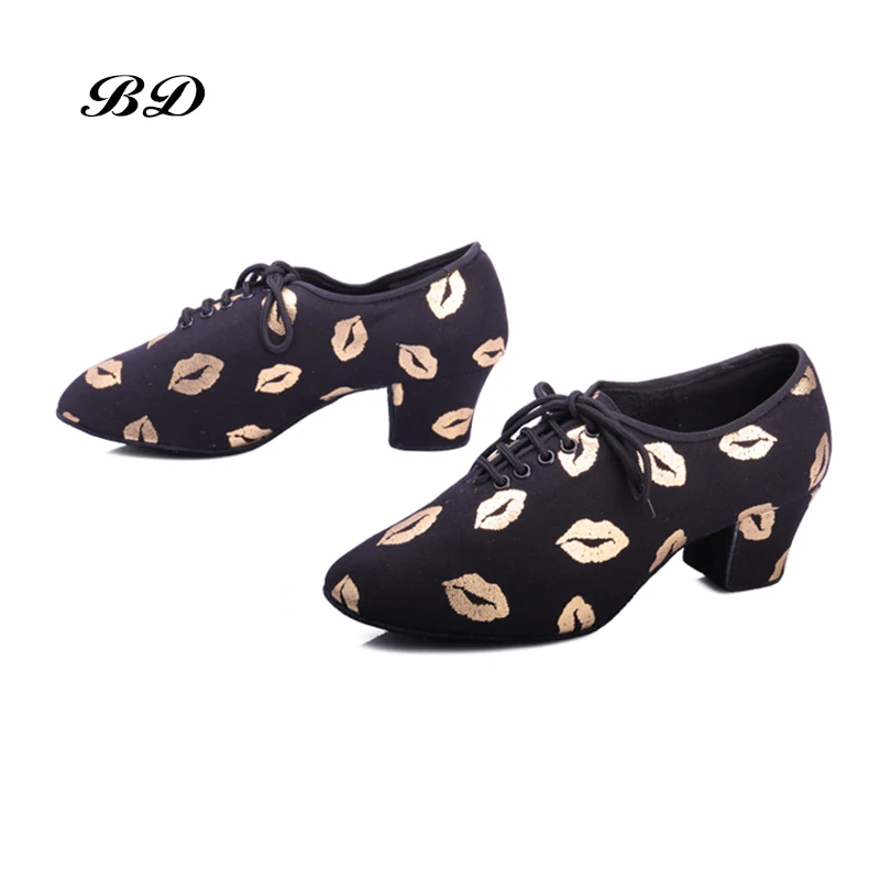 2019 NEW Red lips Latin Dance Shoes Sneakers WOMEN SHOES Jazz Modern Shoe GIRL Non-slip Soft Sole  Heel 5 cmP BD T1-B Ballroom