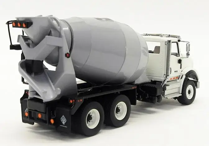 Alloy Model DM 1:50 Scale International HX615 3X2 Concrete Cement Mixer Engineering Machinery Vehicles DieCast Toy Model Collect