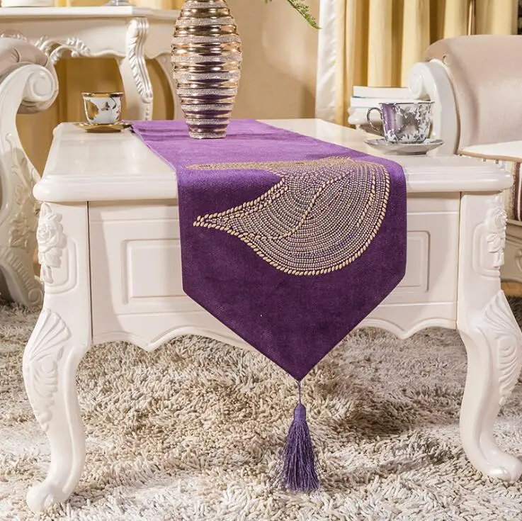 New Luxurious Style Table Runner with Tassel Simple Style Horse Head Embroidery Easy to clean Non-slip table cover bed runner