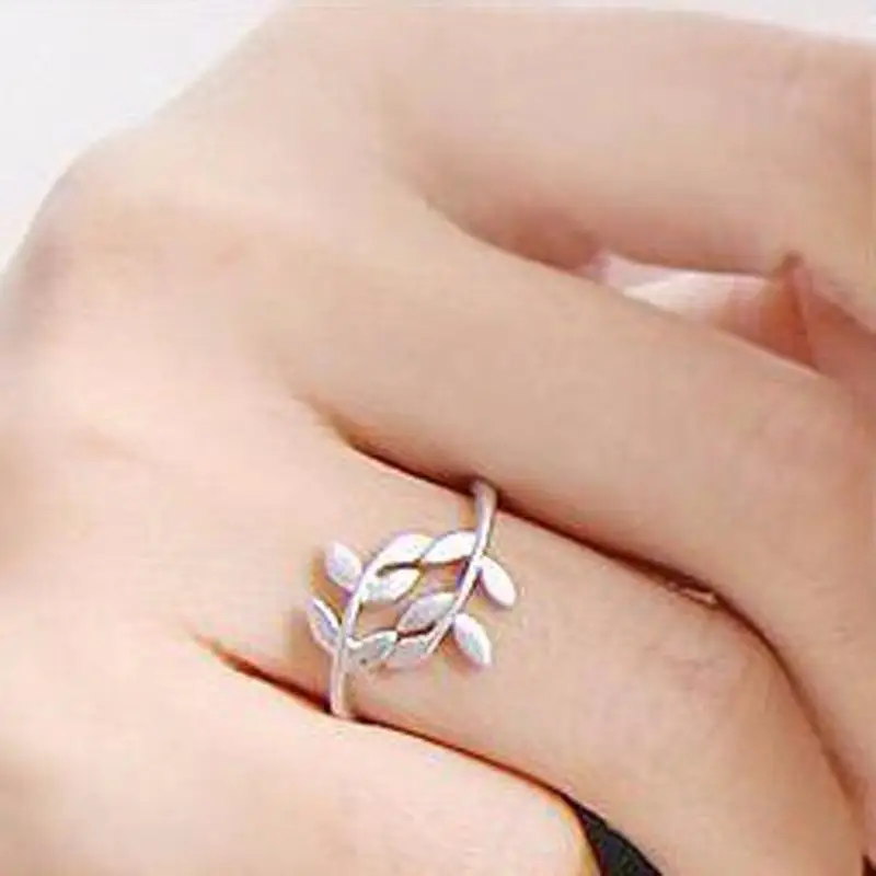 1 pc Women's simple tree branch Leaves ring female accessories TWO COLORS