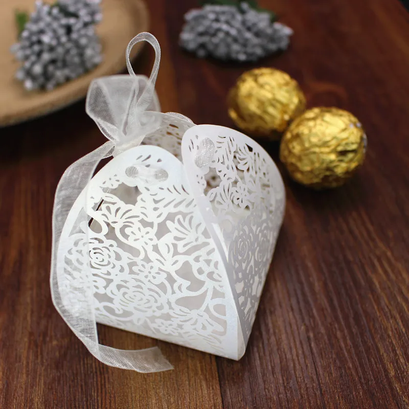 

Rose laser cut wedding favor box white shimmer hollow party box favor 100pcs/lot