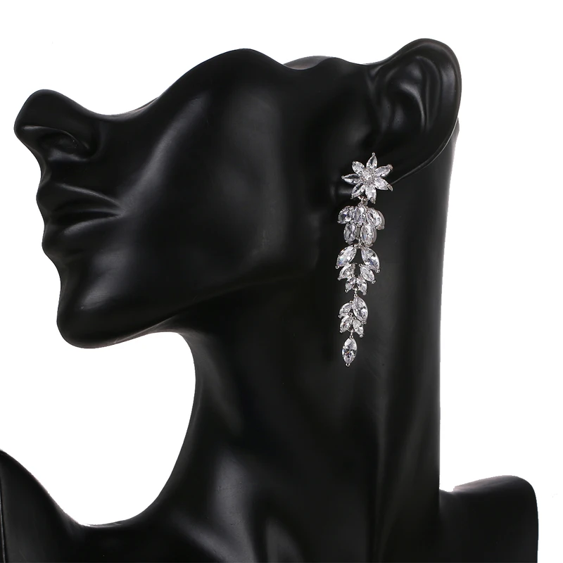 Emmaya Fashion Female Crystal Leaf Drop Earrings 3 Colors Zircon Earrings Boho Wedding Jewelry Long Dangle Earrings