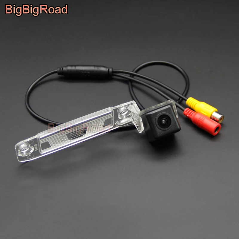 BigBigRoad Car Rear View Parking CCD Camera For Kia Ceed Carens Sorento Rondo Cerato Forte Amanti 2007 2010 2011 2012 2013 2014