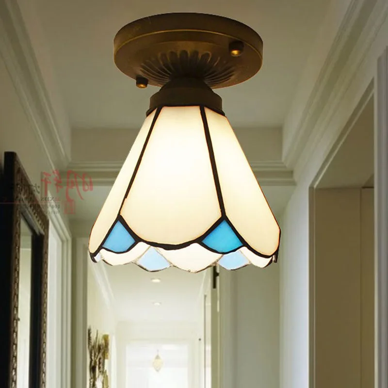 Tiffany Style Flush Mount Ceiling Light Vintage Stained Glass Petal Lamp Retro Plafonnier For Corridor Hallway Bedroom Balcony