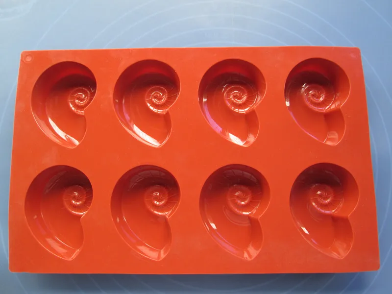 1pcs 8-Holes Snail Shaped Good Quality 100% Food Grade Silicone Cake/Jelly/Pudding/Ice/Candy DIY Mold