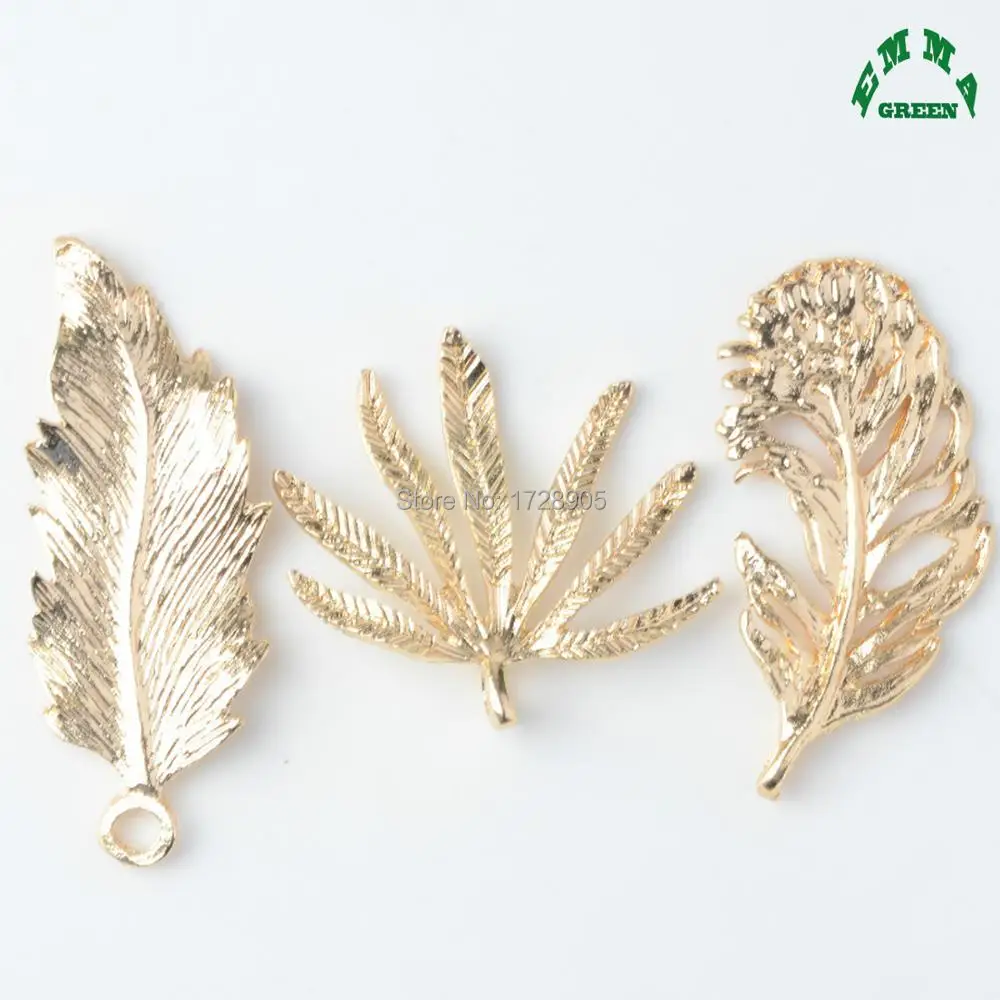 

Maple Leaf Tree Flower Leaves Charm Pendants 5pcs Gold Color Alloy Material Bridal Jewelry Making Finding