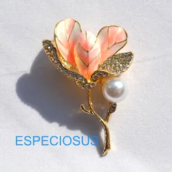 Elegant Pin Rhinestone Jewelry Flower Brooch Lily Painted Gold Color Pearl Giraffe Women Breast Pin Pink Color Lady's Garments