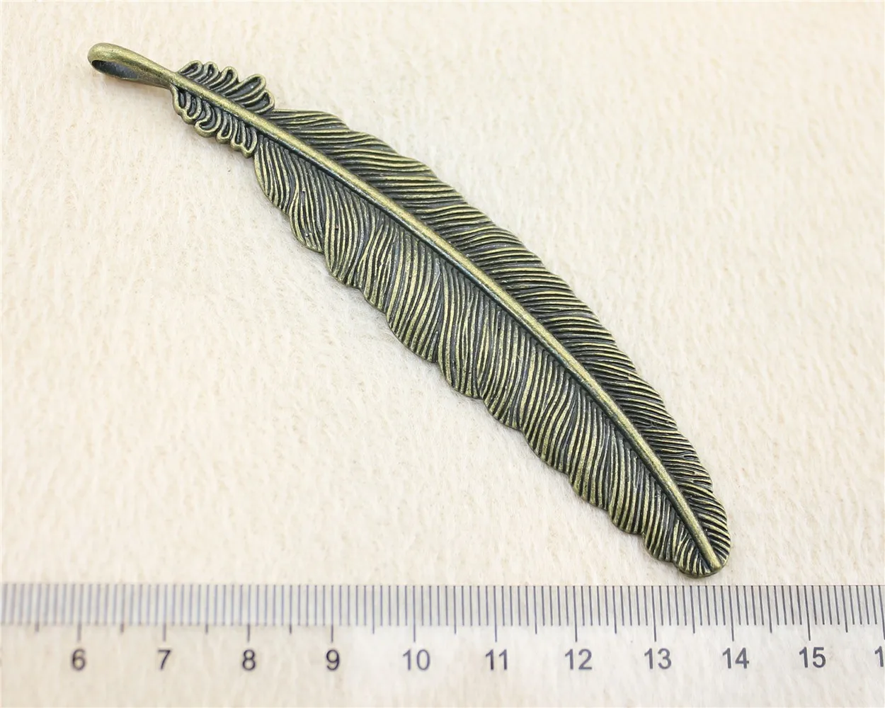 8pcs/lot 106mm ancient bronze Big Feather charm Pendants DIY jewelry for bracelet necklace earring