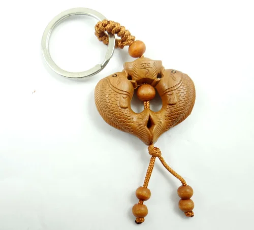 Natural mahogany three-dimensional engraving fish wood keychain realistic key ring jewelry gift for men and women 1pc