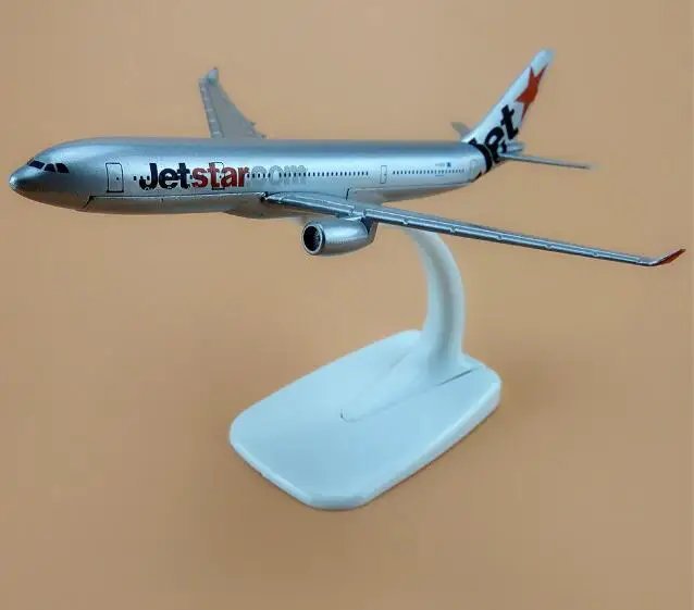 

16cm Metal Australian Air Jetstar Airlines Airplane Model Airbus 330 A330 Airways Plane Model w Stand Aircraft