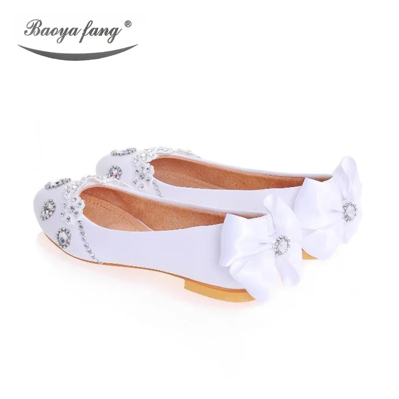 2017 New Arrival Flat Women wedding shoes flower crystal woman party dress shoes female shoes