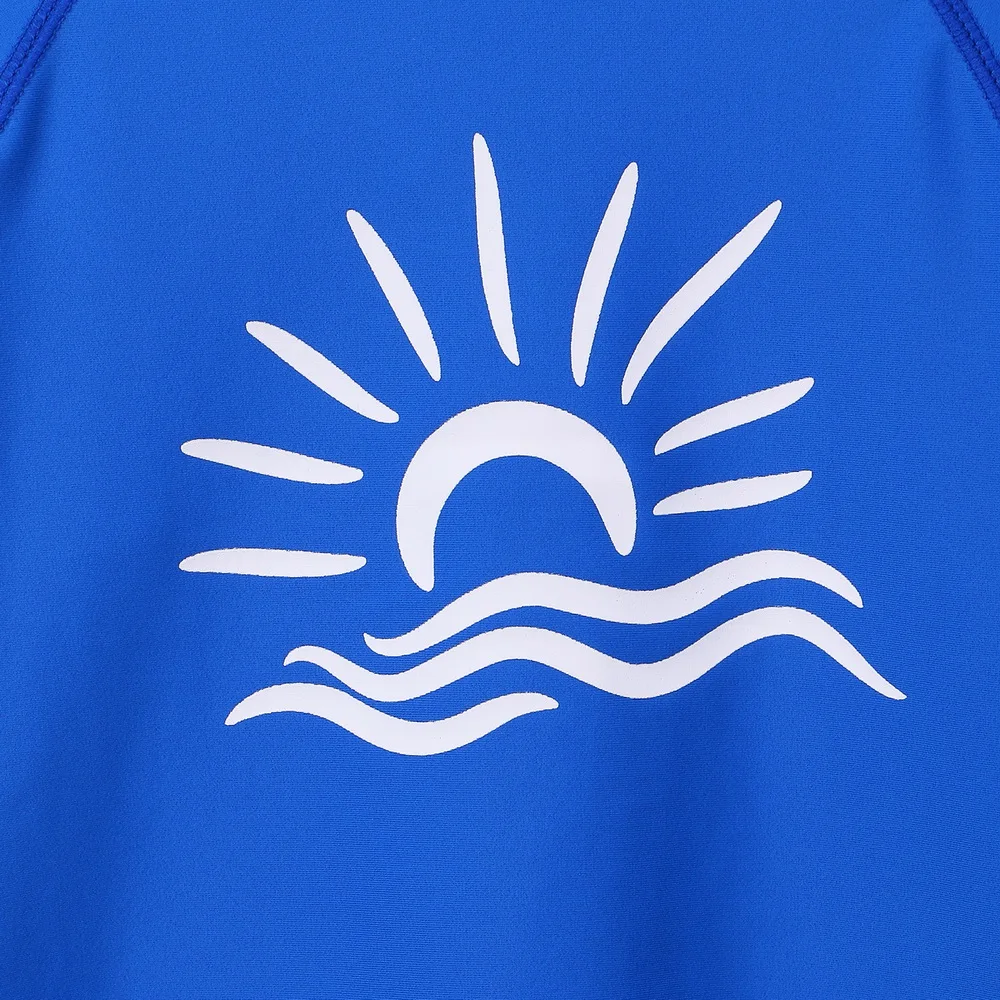 BAOHULU Royal Blue Long Sleeve Rashguard Boys Kids Swimwear Sun Shirts UPF 50+ Swimsuit Girls Swim Rash Guard Beach Wear