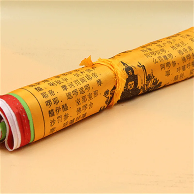 Tibetan Buddhist Great Compassion Mantra prayer flag Silk Colour Print 6 Meters 20 pcs/string Religious Flags Scriptures