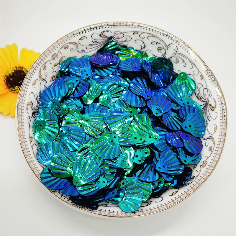 LNHOME 50กรัม/ล็อต13มม.Sequins สีดำสีเขียว2หลุมเย็บ DIY ชุดเสื้อผ้าคริสต์มาสหลวม Flakes