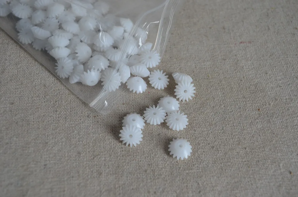 Atacado DIY 100 PCS 0.5 Modulus 16 T 2mm Abertura Do Eixo De Plástico Engrenagem Cônica Alótipo Engrenagens Para Motor RC Modelo eixo-Fazer