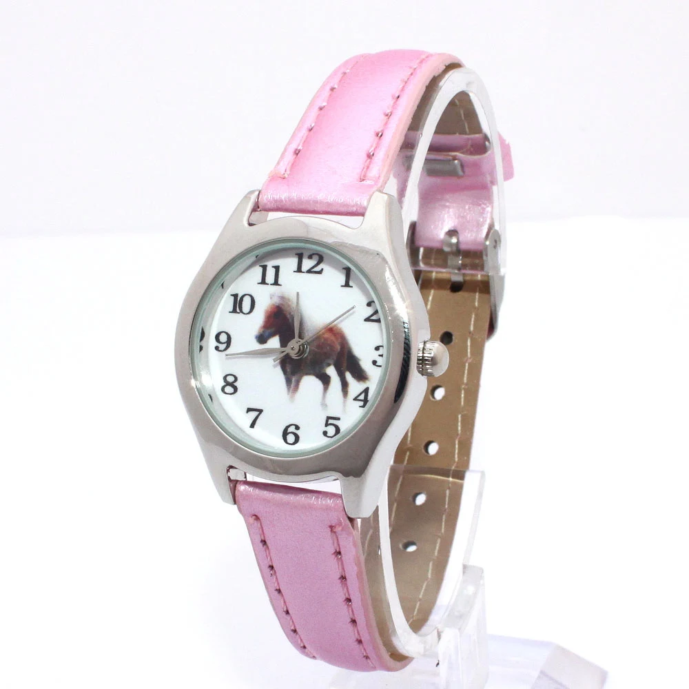 10 قطعة/الوحدة ، بالجملة مختلط السائبة جلدية لطيف فتاة المرأة ووتش الأطفال هدية الحصان الكوارتز طالب الاطفال الحيوان ساعة اليد