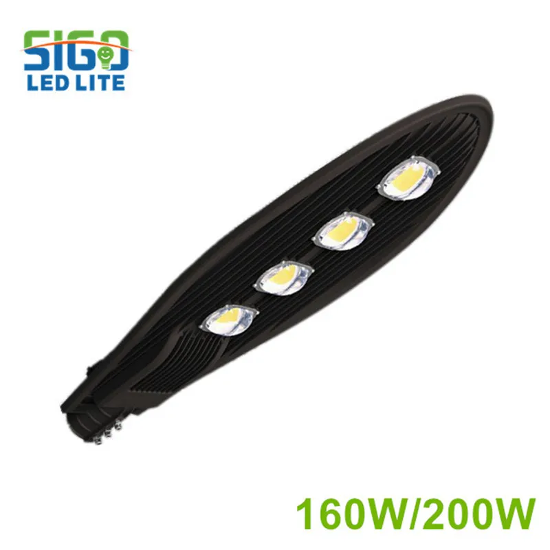 

GSWL LED street light 160W/200W widely use for square football field park garden with good light effect