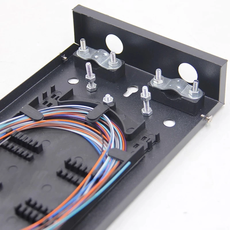 FTTH terminal box 8 cores include ST pigtail&adapter FTTX SPCC 8 ports ST fiber optic patch panel network SM ELINK